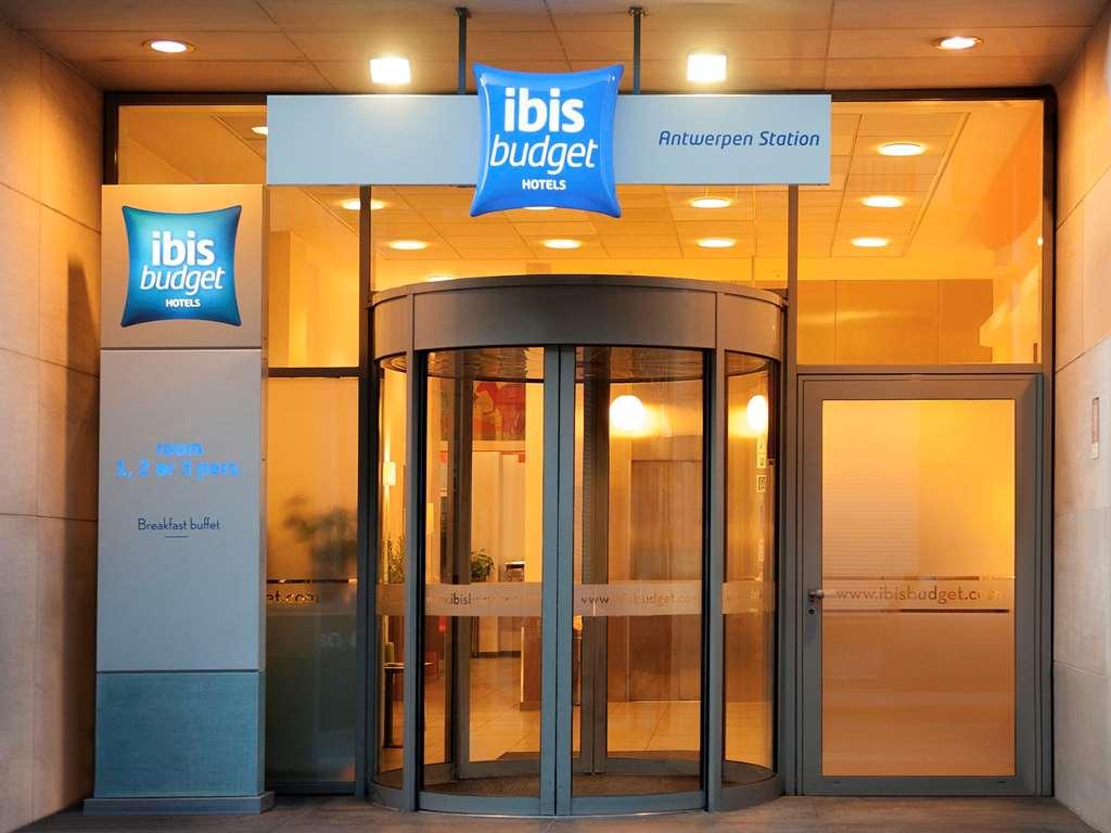 Ibis Budget Antwerpen Centraal Station Hotel Exterior photo